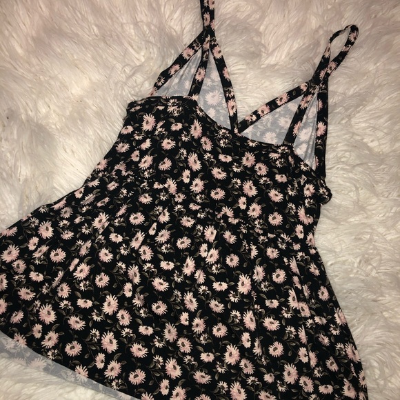 SOLD: AE Tank/Cami - Picture 3 of 5